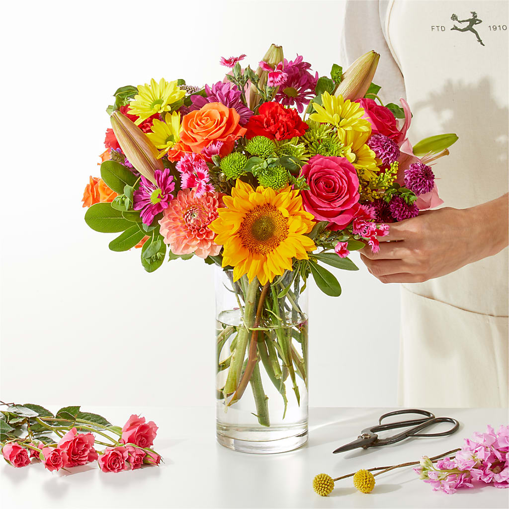 Cue the Confetti - A Florist Original – Acuarela Events Inc, Land O Lakes FL