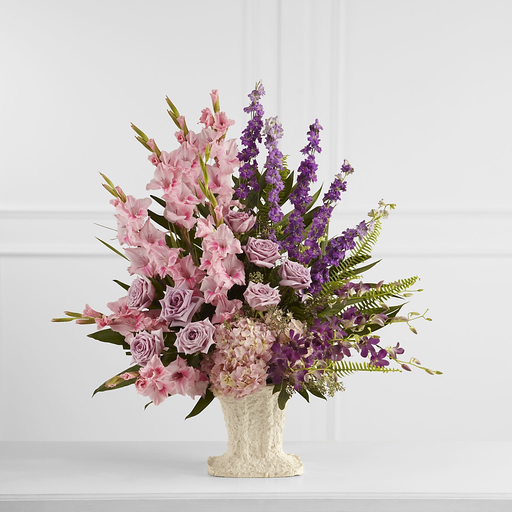 Flowing Garden Arrangement – Acuarela Events Inc, Land O Lakes FL