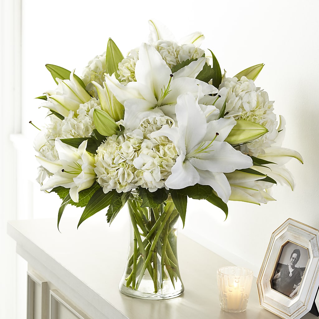 Compassionate Lily Bouquet – Acuarela Events Inc, Land O Lakes FL