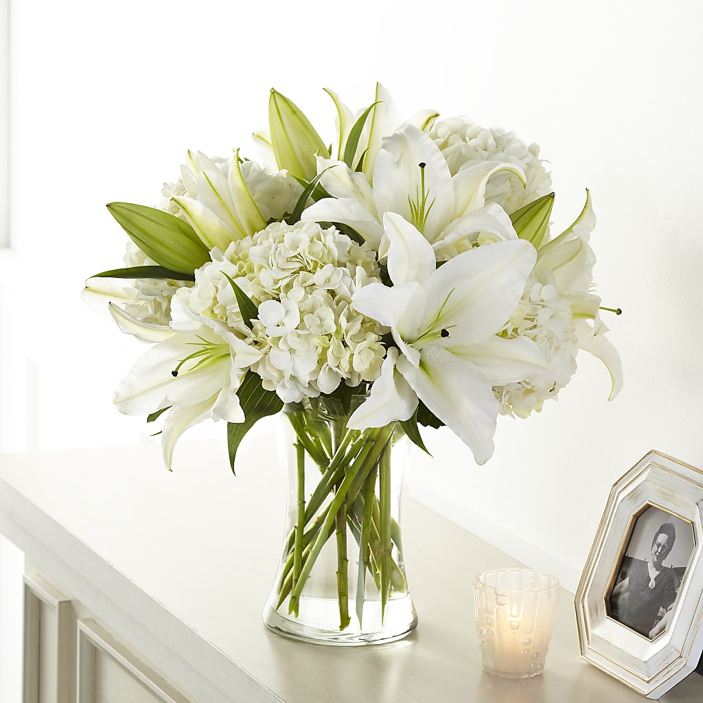 Compassionate Lily Bouquet – Acuarela Events Inc, Land O Lakes FL