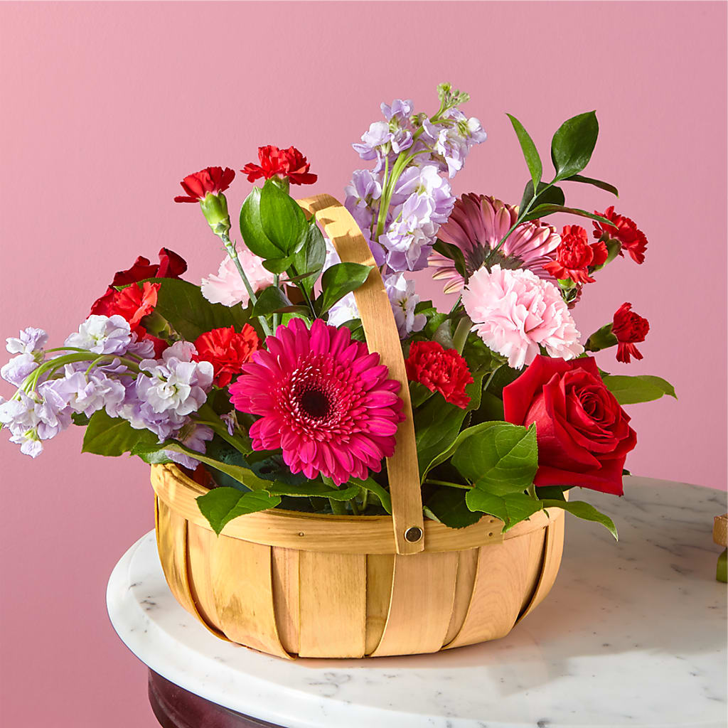 Pink Picnic Basket – Acuarela Events Inc, Land O Lakes FL