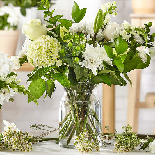 Classic Ivory – A Florist Original – Acuarela Events Inc, Land O Lakes FL