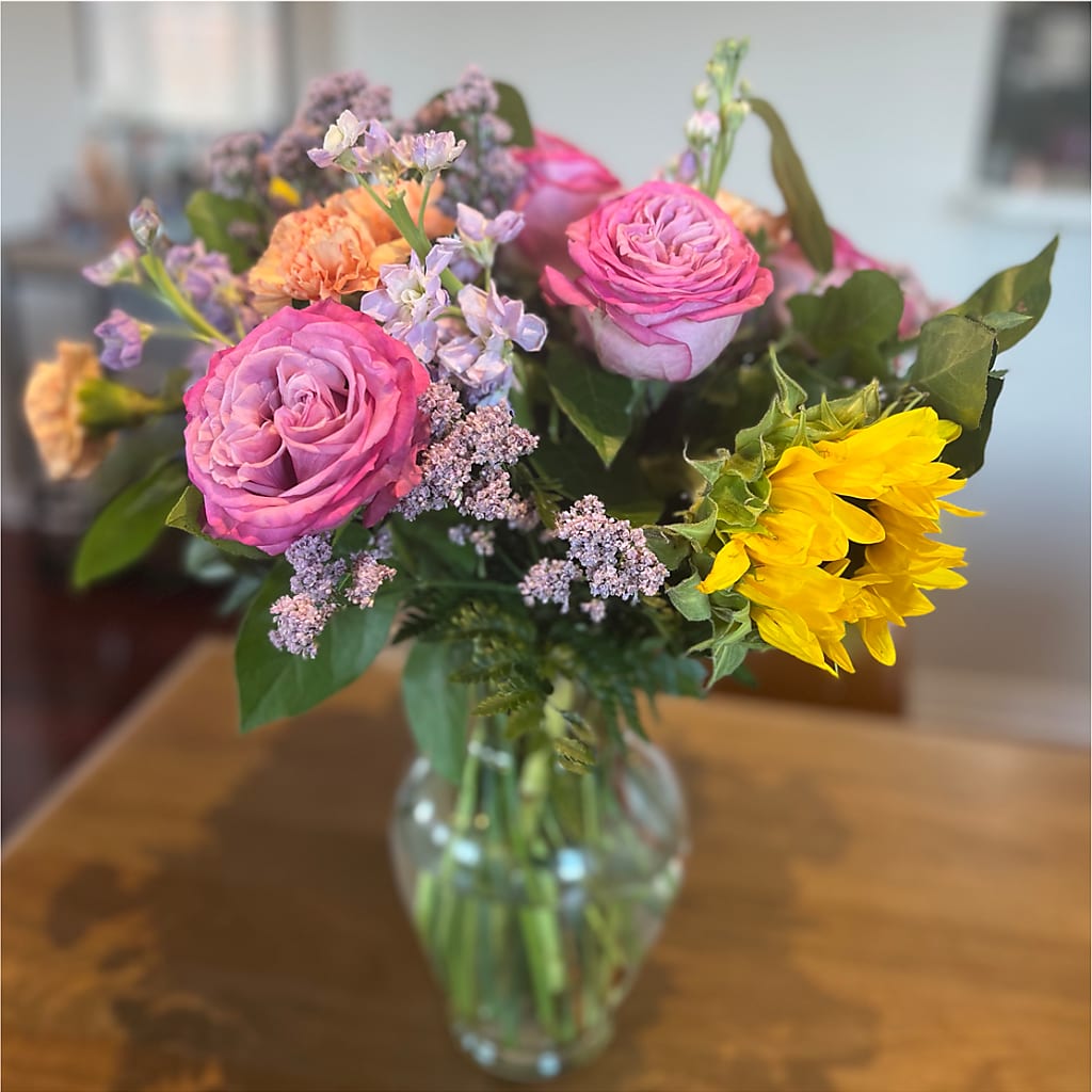 Yellow Brick Road Bouquet – Acuarela Events Inc, Land O Lakes FL