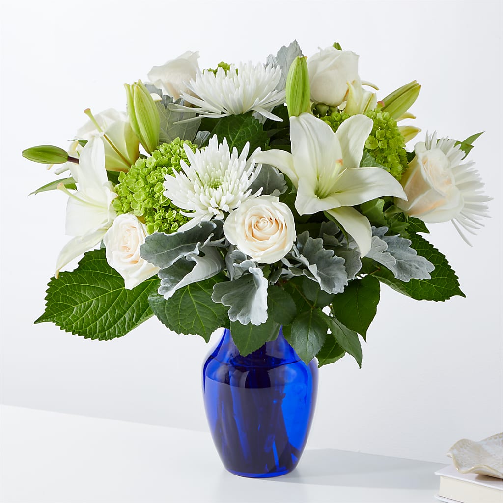 Snowy Dreams Bouquet – Acuarela Events Inc, Land O Lakes FL