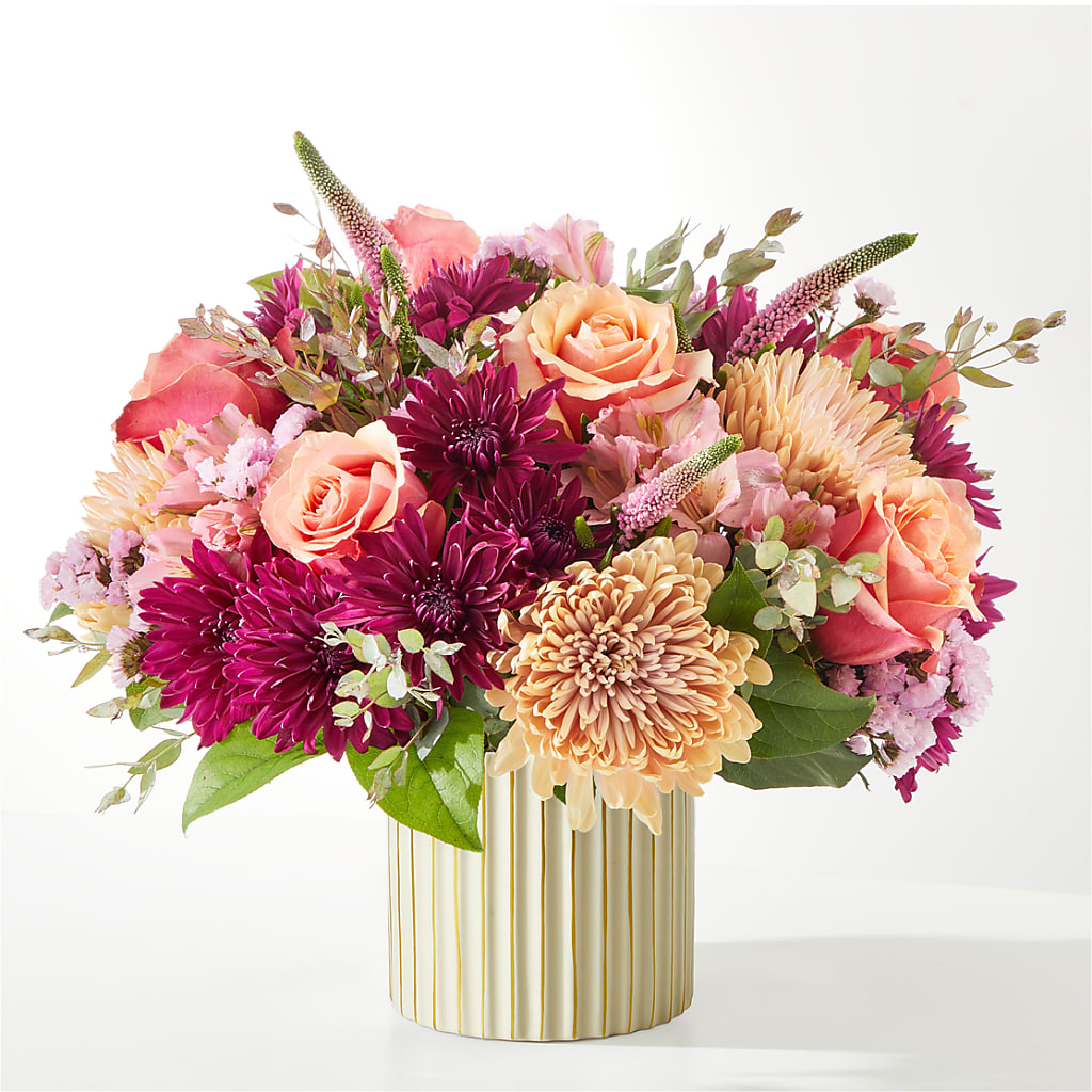 Berry Cobbler Bouquet with Ivory Vase – Acuarela Events Inc, Land O Lakes FL