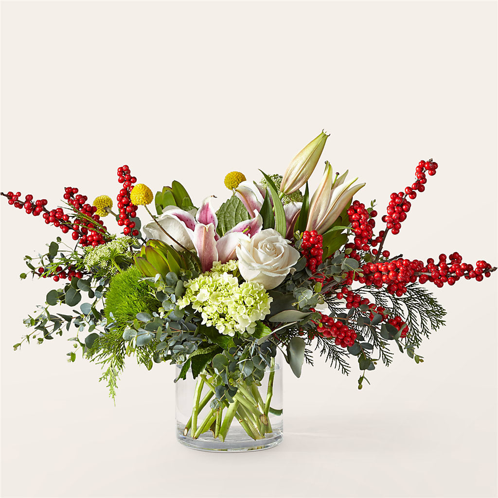 Berry & Bright Bouquet – Acuarela Events Inc, Land O Lakes FL