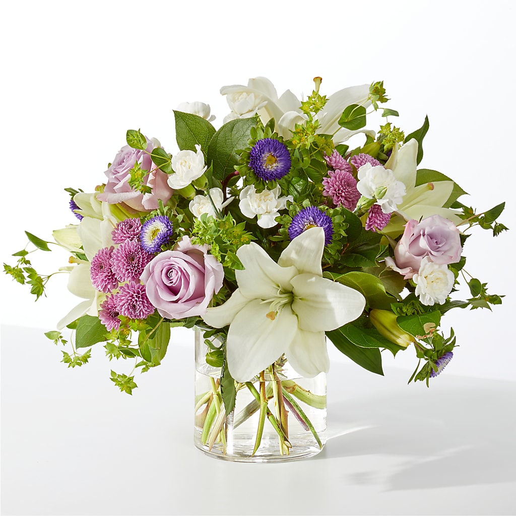 April Showers Bouquet – Acuarela Events Inc, Land O Lakes FL
