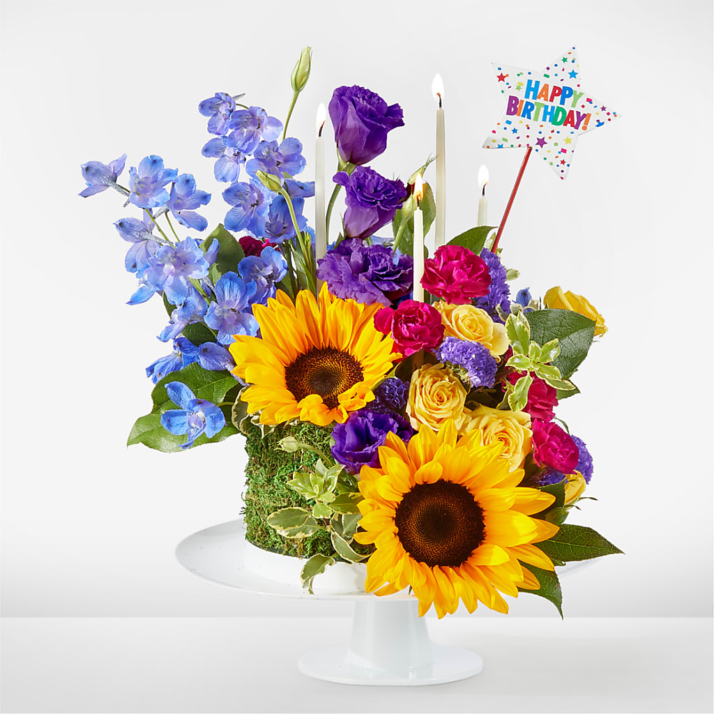 Star of the Day Floral Cake – Acuarela Events Inc, Land O Lakes FL