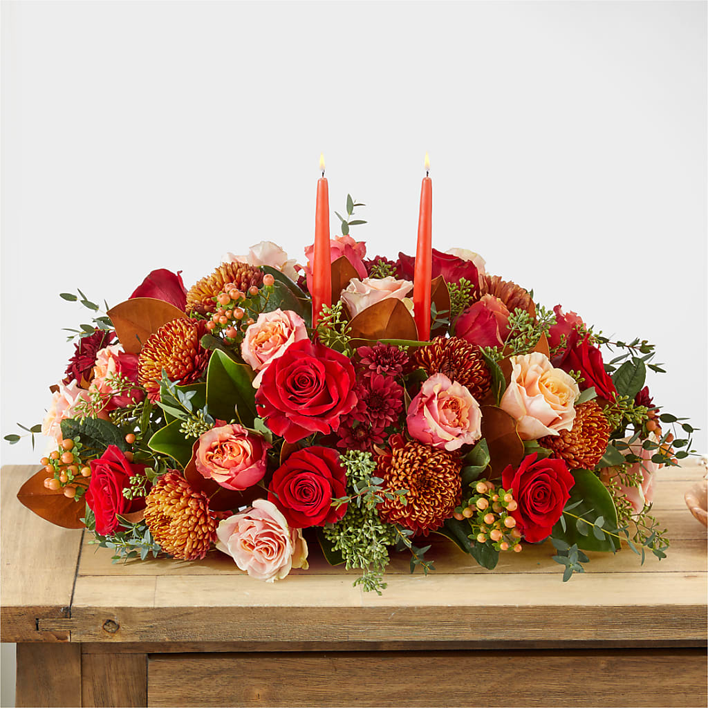 Gather Near Centerpiece – Acuarela Events Inc, Land O Lakes FL