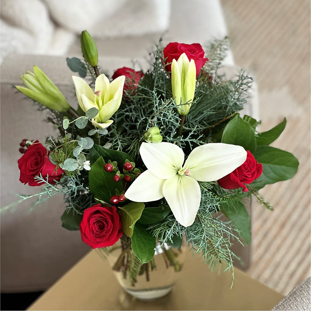 Glittering Lights Bouquet –  Acuarela Events Inc, Land O Lakes FL